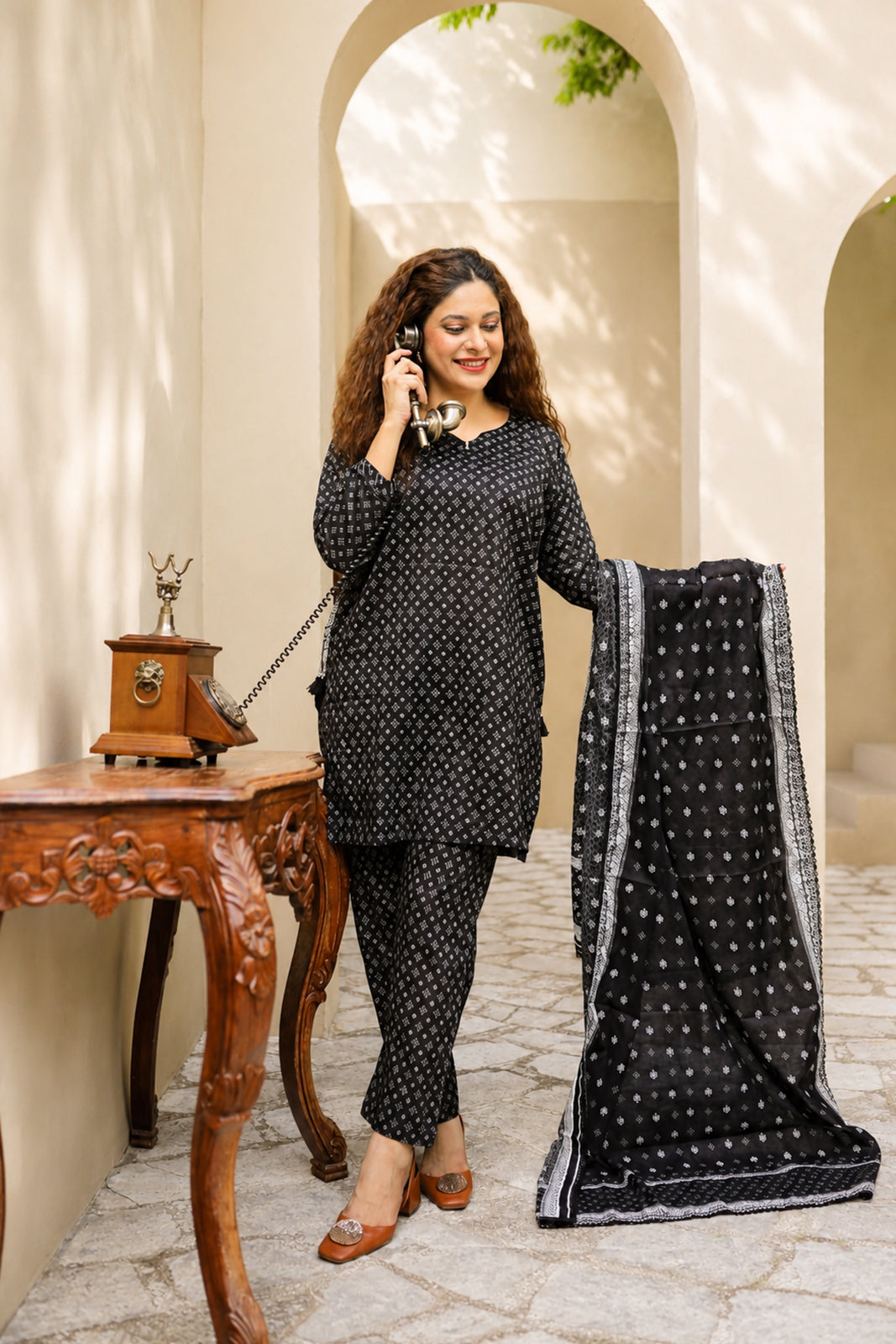 Black Geometric Printed Lawn 3-Piece Stitched Suit