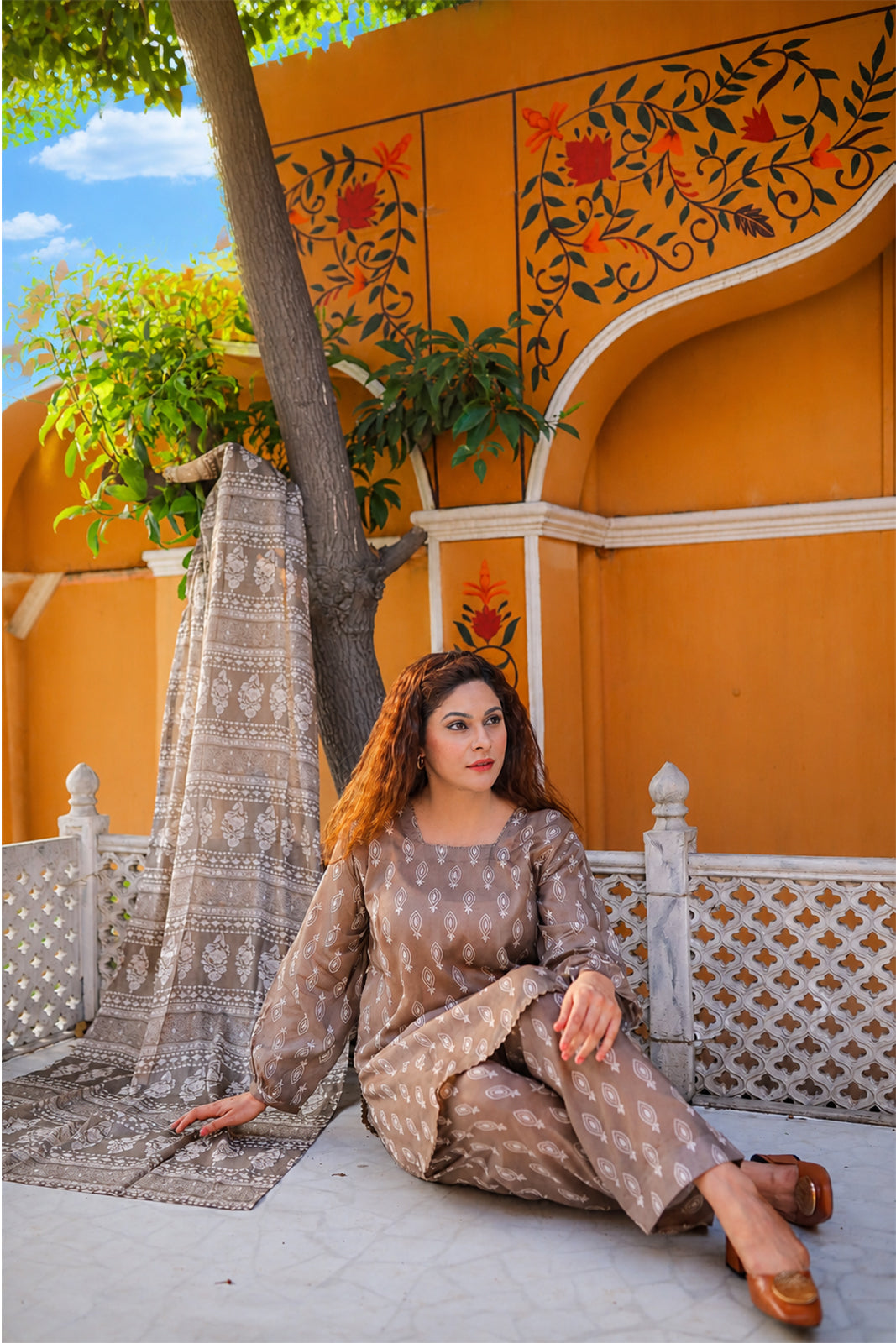Mocha Printed Lawn 3-Piece Stitched Suit