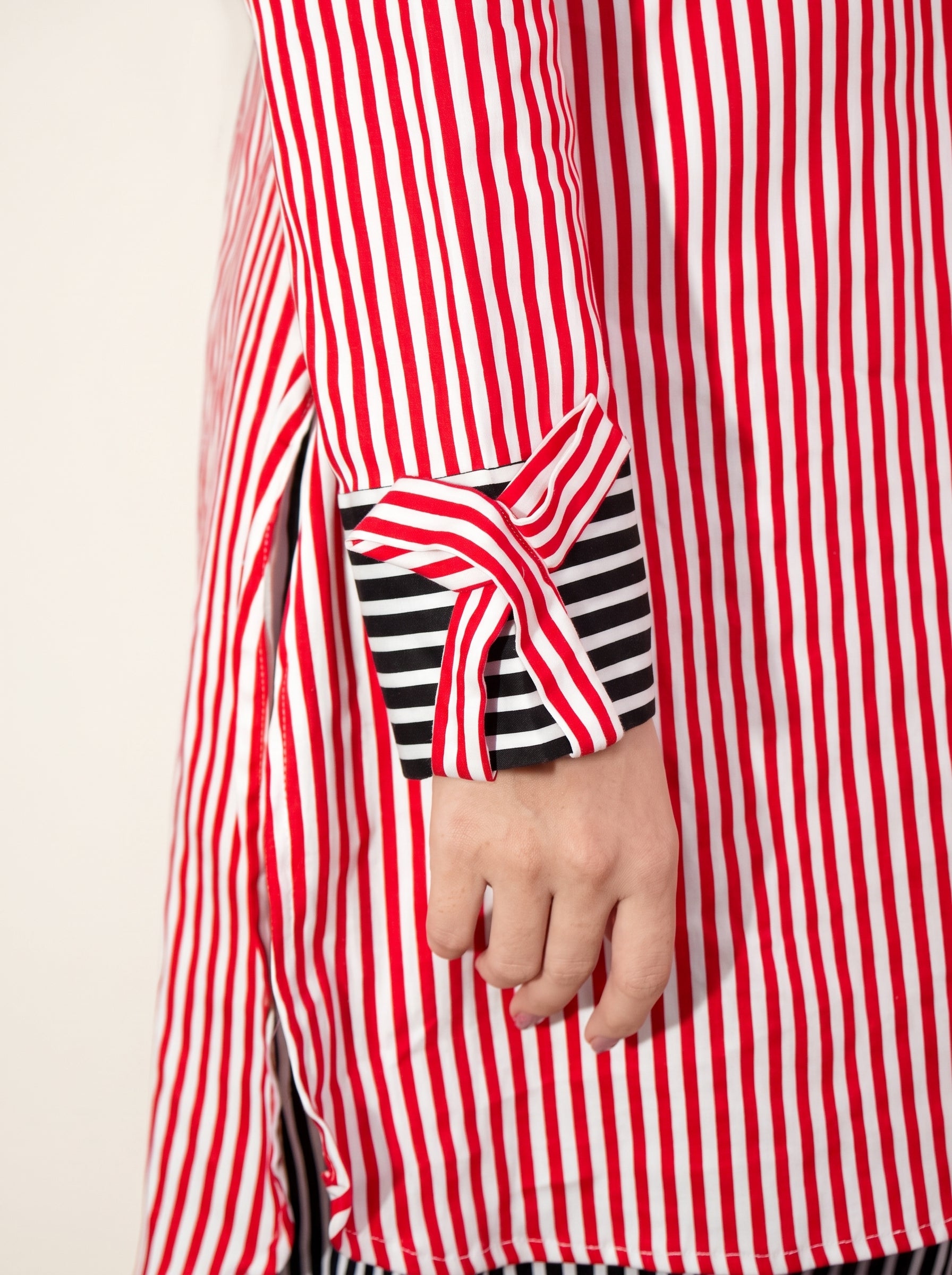 Red & Black Lining Printed 2-Piece Kurti Trouser Suit